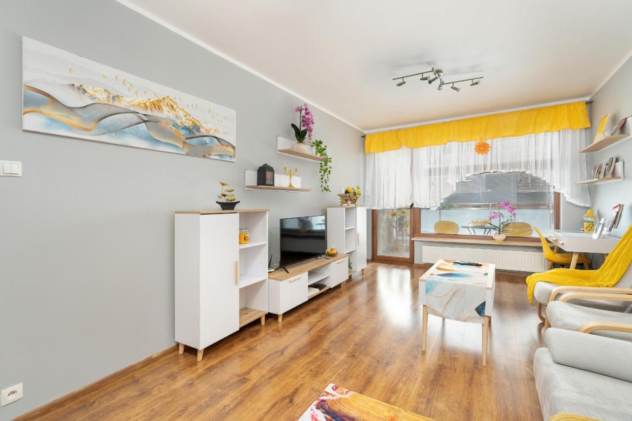 Comfortable Wojskowa Apartment By Noclegi Renters Познан Екстериор снимка